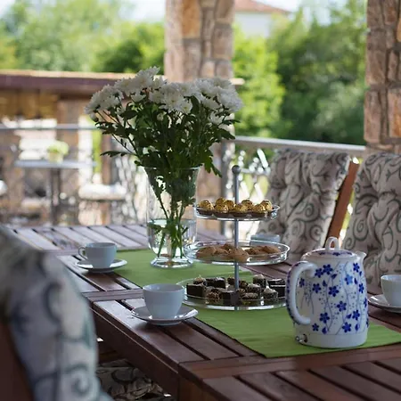 Holiday home Mia