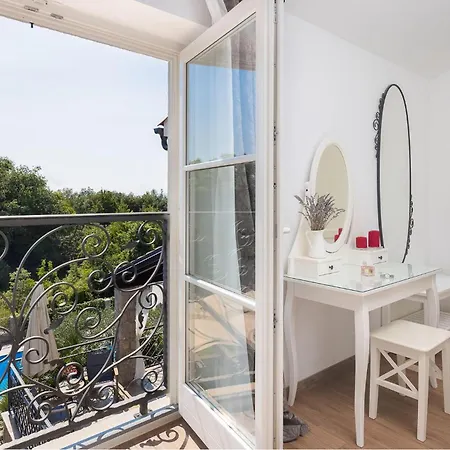 Mia Hébergement de vacances *