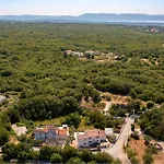Mia * Sveti Ivan Dobrinjski