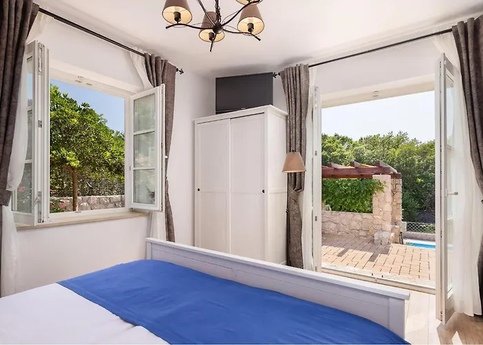 Mia * Sveti Ivan Dobrinjski